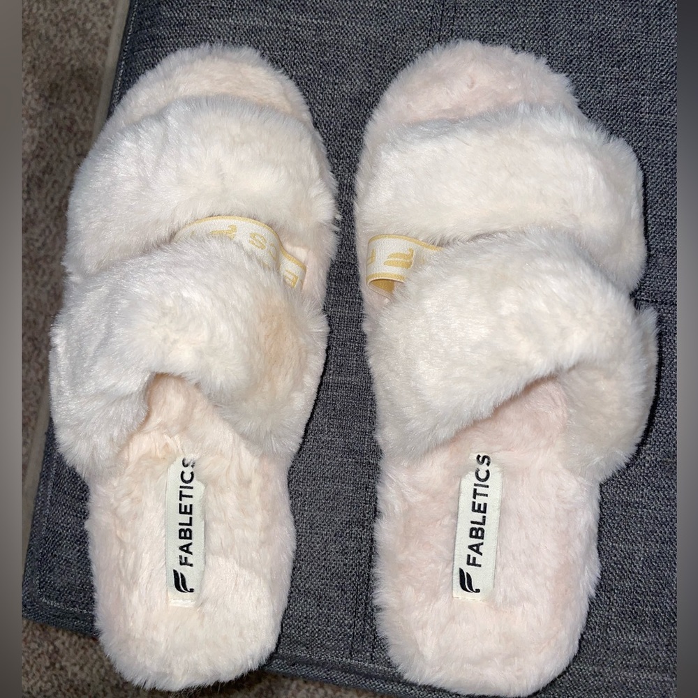 Fabletics Furry Slide Slippers